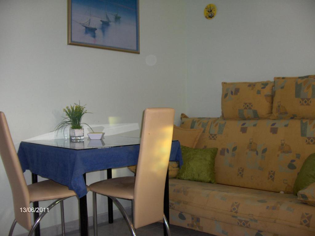 Apartments Miranda Kaprije Habitación foto